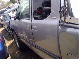 2002 TOYOTA TUNDRA SILVER, SR5, EXTD CAB, 4.7L, AT, 4WD. Z25020